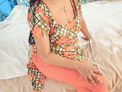 Hotwife wifey pleads salami aggressively