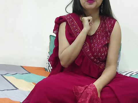 Super-fucking-hot Indian saara bhabhi